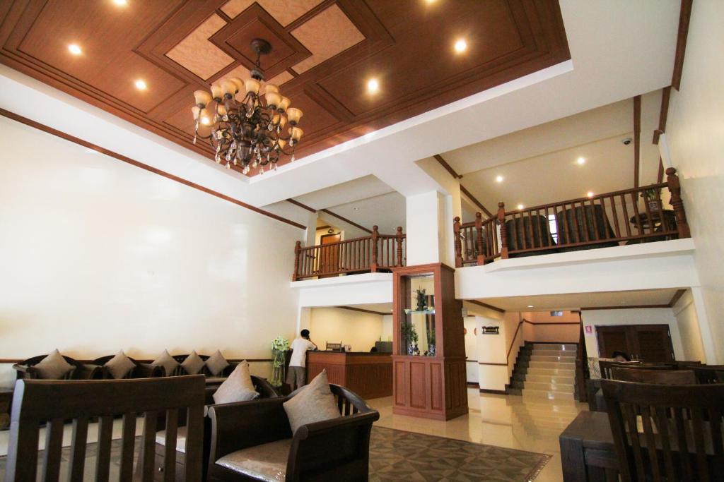 Phoothawee House Hotel เชียงใหม่ ภายนอก รูปภาพ