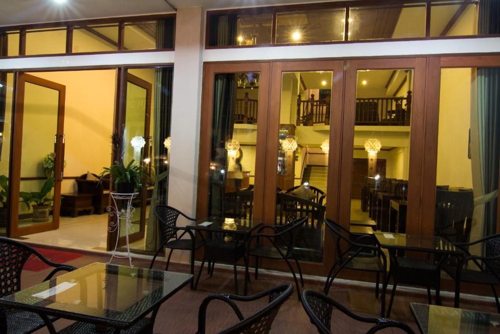 Phoothawee House Hotel เชียงใหม่ ภายนอก รูปภาพ