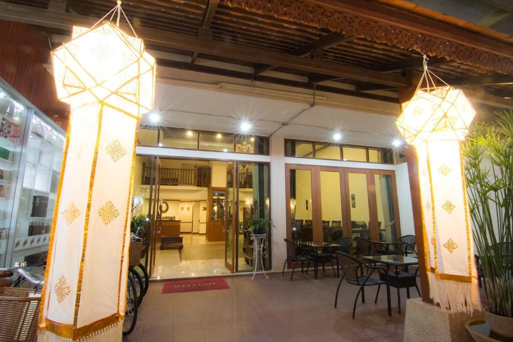 Phoothawee House Hotel เชียงใหม่ ภายนอก รูปภาพ